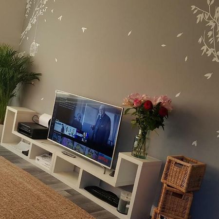 New Contemporary Flat Minutes From Airport & Nec Διαμέρισμα Marston Green Εξωτερικό φωτογραφία