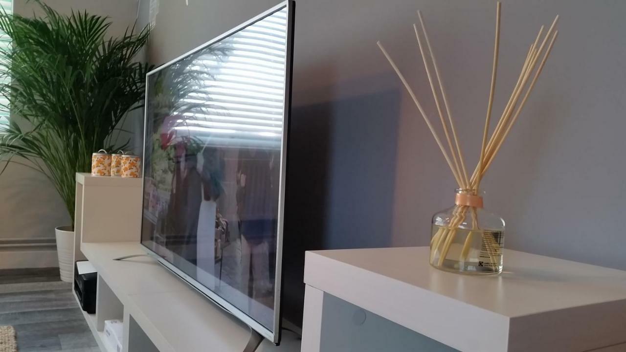 New Contemporary Flat Minutes From Airport & Nec Διαμέρισμα Marston Green Εξωτερικό φωτογραφία