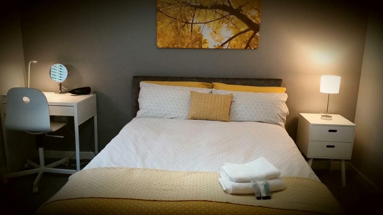 New Contemporary Flat Minutes From Airport & Nec Διαμέρισμα Marston Green Εξωτερικό φωτογραφία